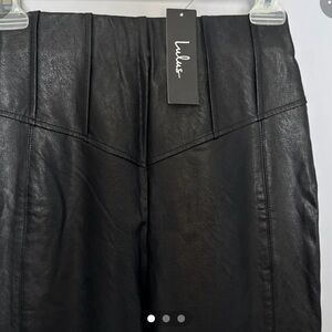 Lulu's Black High-Waisted Leggings